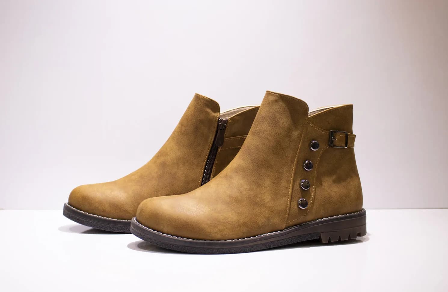 Original leather boots product photo